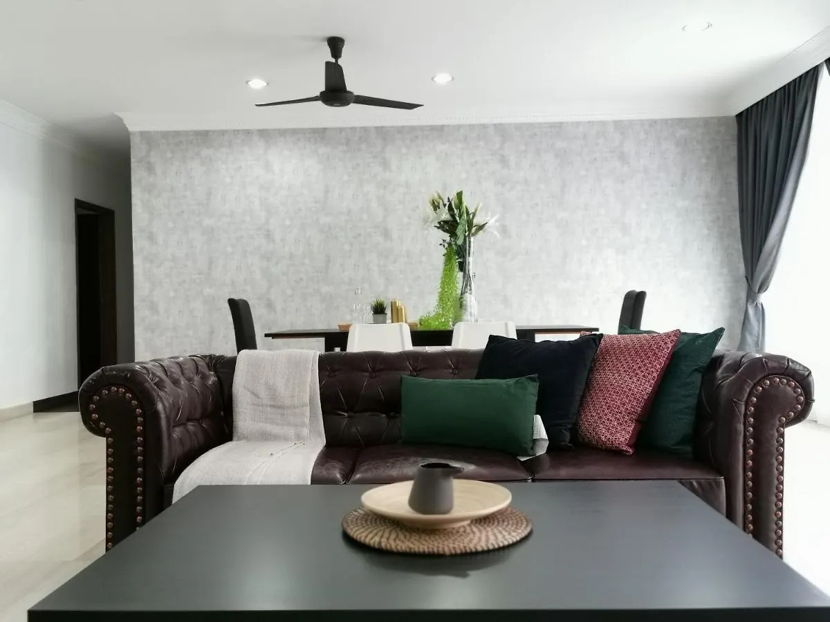Lse @ Palm Garden Condominium Johor Bahru Apartment